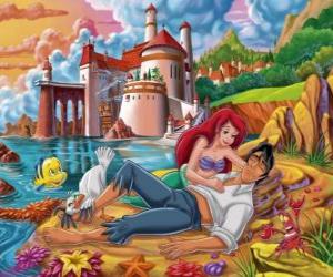 Puzzle Ariel, la petite sirène, sauve le prince Eric suite au naufrage de son bateau