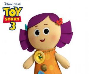 Puzzle Dolly est une poupée de chiffon, un nouveau jouet de Toy Story 3