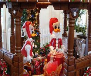 Puzzle Donald Duck et Daisy avec des vêtements du Père Noël