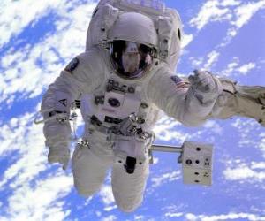 Puzzle L'astronaute au cours d'une mission dans l'espace en utilisant un sac à dos de propulsion