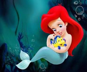 Puzzle La Petite Sirène Ariel avec son prince charmant rêver aux côtés de son ami le poisson Flounder