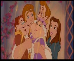 Puzzle Le prince, embrassa ses serviteurs, une fois rompu le charme sous l'œil vigilant de Bella.