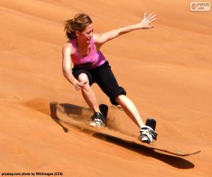 Puzzle Le Sandboard est un sport qui consiste en la réduction des dunes