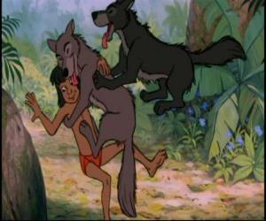 Puzzle Mowgli jouer avec ses frères les loups