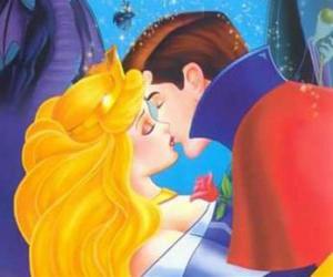 Puzzle Princesse Aurore, dans un profond sommeil à cause de la malédiction de la fée du mal Maléfique, est le baiser de l'amour véritable du prince Philippe
