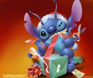 Puzzle Stitch l'ouverture d'un cadeau de Noël