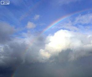 Puzzle Arc-en-ciel entre nuages