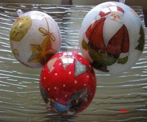Puzzle boules de Noël décoré