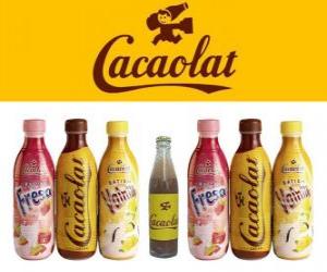 Puzzle Cacaolat est une marque de milk-shake et le cacao, mais il ya aussi la vanille et fraise secoue.