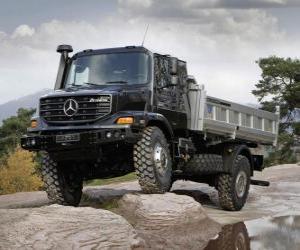 Puzzle Camion Mercedes Benz Zetros