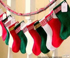 Puzzle Chaussettes de Noël en différentes couleurs