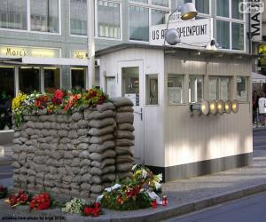 Puzzle Checkpoint Charlie, Berlin