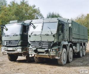 Puzzle Deux camions militaires