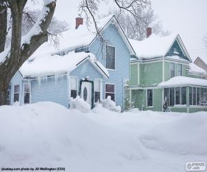 Puzzle Deux maisons couvertes de neige