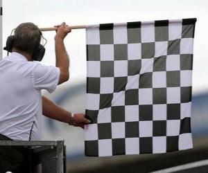 Puzzle Drapeau à damiers, ce drapeau est montré à la fin de la course