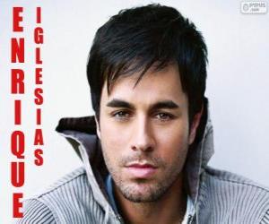 Puzzle Enrique Iglesias, auteur-compositeur-interprète de pop espagnol