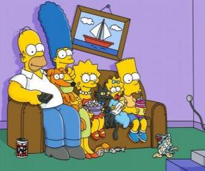 Puzzle Famille Simpson sur le canapé à la maison