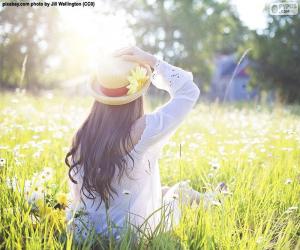 Puzzle Femme dans le domaine au printemps