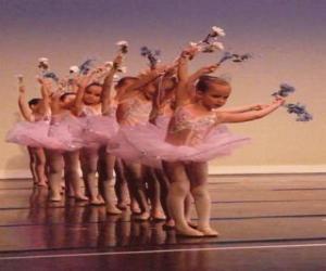 Puzzle Filles faisant ballet