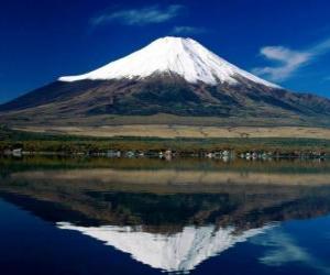 Puzzle Fuji Yama est le volcan le plus haut sommet du pays, avec 3776 mètres Japon