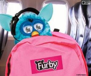 Puzzle Furby part en vacances