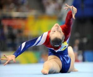 Puzzle Gymnaste exécutant l'exercice sur le sol
