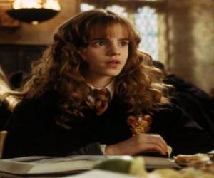 Puzzle Hermione Granger, ami de Harry, de lire un livre à l'école