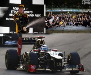 Puzzle Kimi Räikkönen fête sa victoire dans le Grand prix d'Abou Dabi 2012