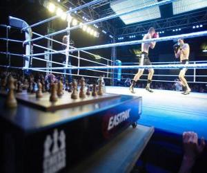 Puzzle Le chessboxing est un sport hybride qui mélange boxe anglaise et jeu d'échecs.