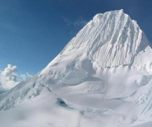 Puzzle Le majestueux Alpamayo, Pérou