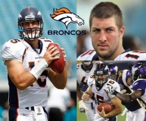 Puzzle Le quart-arrière Tim Tebow a joué au football dans les Broncos de Denver.