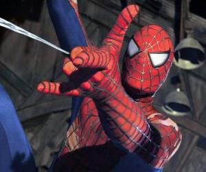 Puzzle Le visage de Spiderman avec le masque et de vêtement spécial
