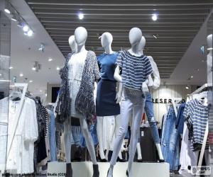 Puzzle Mannequins dans un magasin