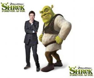 Puzzle Mike Myers est la voix de Shrek dans le dernier film Shrek 4 ou Shrek, il était une fin