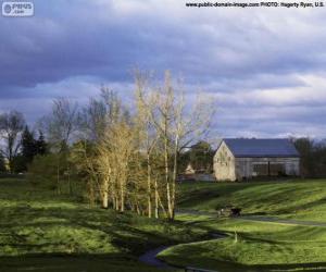 Puzzle Paysage avec une grange de la ferme