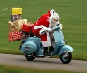 Puzzle Père Noël sur scooter