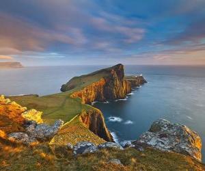 Puzzle Point Lighthouse Neist, île de Skye, en Ecosse