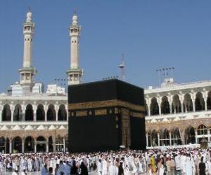 Puzzle Pèlerins musulmans à pied autour de la Kaaba, le bâtiment en forme de cube à La Mecque, en Arabie Saoudite