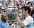 Andy Murray avec un trophées