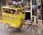 D'autobus scolaires en Inde