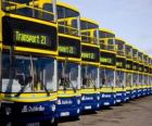 Les bus de Dublin dans le parking