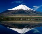 Fuji Yama est le volcan le plus haut sommet du pays, avec 3776 mètres Japon