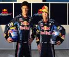 Sebastian Vettel et Mark Webber, le pilote de Red Bull Racing Scuderia