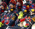 Red Bull mécaniques à regarder la course