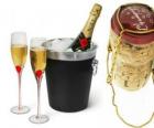 Le champagne est un type de vin mousseux produit par méthode champenoise dans la région Champagne, France.