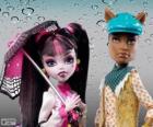 Draculaura et Clawd Wolf, couple monstrueuse de l'école secondaire Monster High