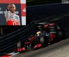 Lewis Hamilton fête sa victoire dans le Grand Prix d'Italie 2012