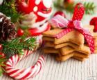 Canne en bonbon et des biscuits de Noël