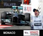 Nico Rosberg fête sa victoire dans le Grand Prix de Monaco 2013