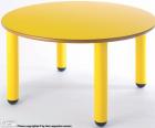 Table ronde et jaune